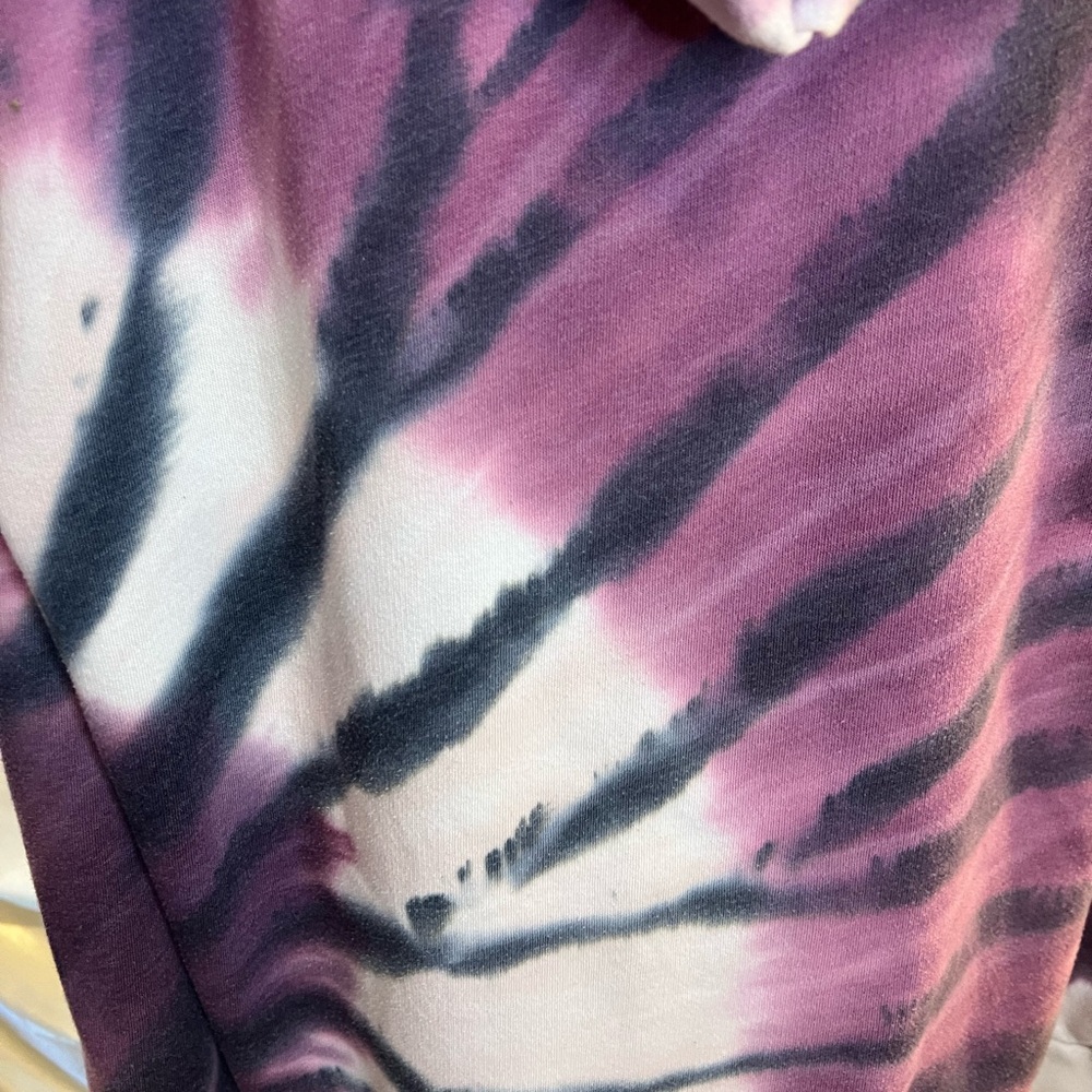 PINK Victoria's Secret Cozy Purple Hoodie - Picture 6 of 7